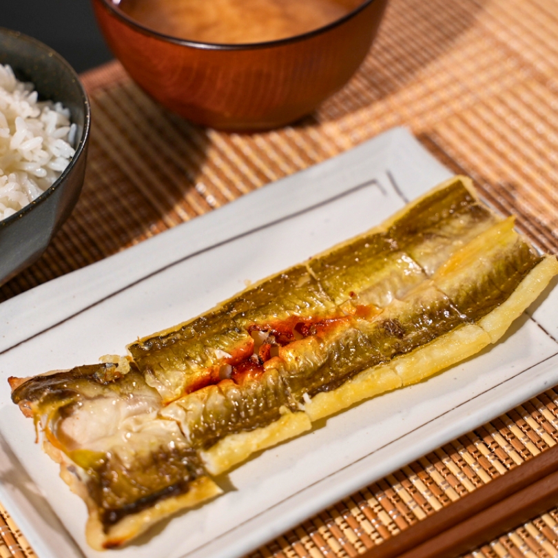 天女の羽衣～あなご一夜干し　特大・1尾（無頭・300～400g）